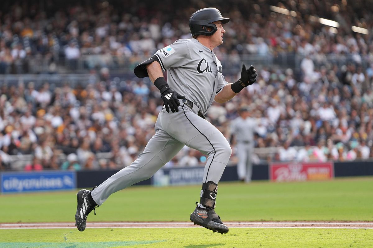 White Sox left fielder Sam Antonacci (17) runs to first base during an MLB baseball game against the Padres, Saturday May 02, 2026 in San Diego, California. White Sox left fielder Sam Antonacci (17) runs to first base during an MLB baseball game against the Padres, Saturday May 02, 2026 in San Diego, California.