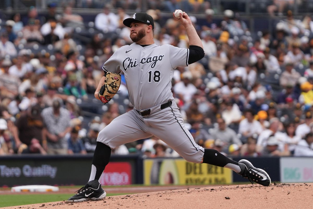 White Sox starting pitcher Anthony Kay (18) pitches the ball during an MLB baseball game against the Padres, Sunday May 03, 2026 in San Diego, California. White Sox starting pitcher Anthony Kay (18) pitches the ball during an MLB baseball game against the Padres, Sunday May 03, 2026 in San Diego, California.