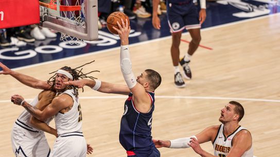 Los Angeles Clippers center Ivica Zubac (40) an NBA basketball game against the Denver Nuggets, Thursday April 24th in Inglewood, California. Los Angeles Clippers center Ivica Zubac (40) an NBA basketball game against the Denver Nuggets, Thursday April 24th in Inglewood, California.