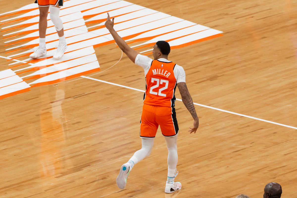 Los Angeles Clippers guard Jordan Miller (22) celebrates a made three during an NBA basketball game against the Denver Nuggets, Tuesday November 12th, 2025 in Los Angeles, California. Los Angeles Clippers guard Jordan Miller (22) celebrates a made three during an NBA basketball game against the Denver Nuggets, Tuesday November 12th, 2025 in Los Angeles, California.