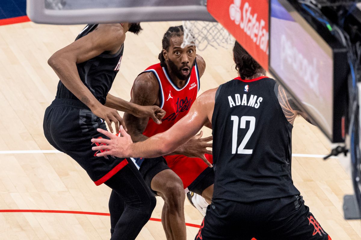 Kawhi Leonard #2 of the LA Clippers drives towards the basket during an NBA basketball game against the Houston Rockets, Tuesday December 23, 2025 in Inglewood, Calif. Kawhi Leonard #2 of the LA Clippers drives towards the basket during an NBA basketball game against the Houston Rockets, Tuesday December 23, 2025 in Inglewood, Calif.