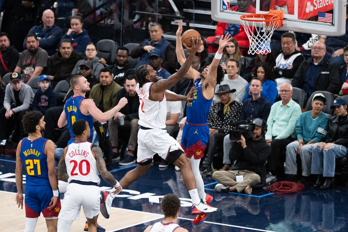Los Angeles Clippers guard Kawhii Leonard (2) drives to the basket during a game between the Los Angeles Clippers and the Denver Nuggets on Thursday, February 19,2026 at Intuit Dome in Inglewood Calif