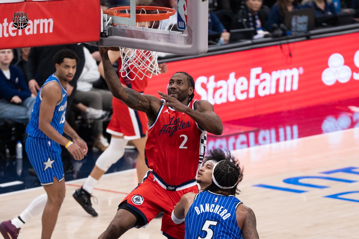 Los Angeles Clippers Guard Kawhii Leonard (2) attacks the middle and scores an easy layup during a NBA game against the Orlando Magic on Sunday, February 22, 2026 at Intuit Dome in Inglewood Calif Los Angeles Clippers Guard Kawhii Leonard (2) attacks the middle and scores an easy layup during a NBA game against the Orlando Magic on Sunday, February 22, 2026 at Intuit Dome in Inglewood Calif