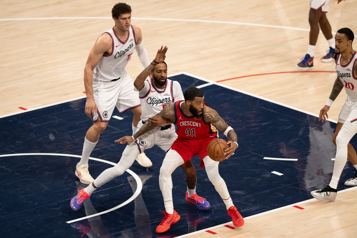 New Orleans Pelicans guard Saddiq Bey (41) posts up agains LA Clippers guard Derrick Jones Jr (5) during an NBA game between the New Orleans Pelicans and the LA Clippers on Sunday, March 1, 2026 at Intuit Dome in Inglewood Calif New Orleans Pelicans guard Saddiq Bey (41) posts up agains LA Clippers guard Derrick Jones Jr (5) during an NBA game between the New Orleans Pelicans and the LA Clippers on Sunday, March 1, 2026 at Intuit Dome in Inglewood Calif