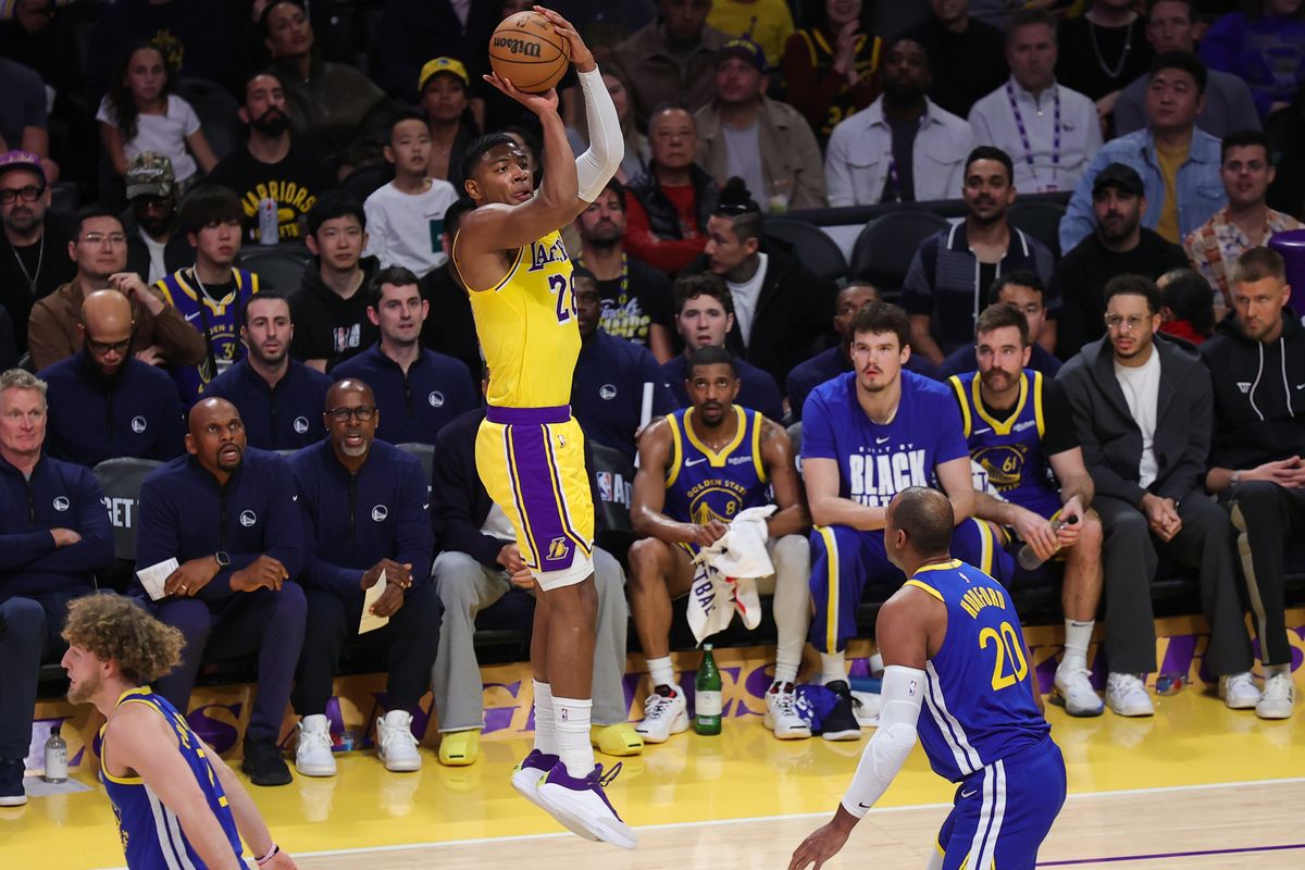 Los Angeles Lakers forward Rui Hachimura (28) shoots the basketball during an NBA game against the Golden State Warriors on February 7, 2025 in Los Angeles, CA. Los Angeles Lakers forward Rui Hachimura (28) shoots the basketball during an NBA game against the Golden State Warriors on February 7, 2025 in Los Angeles, CA.