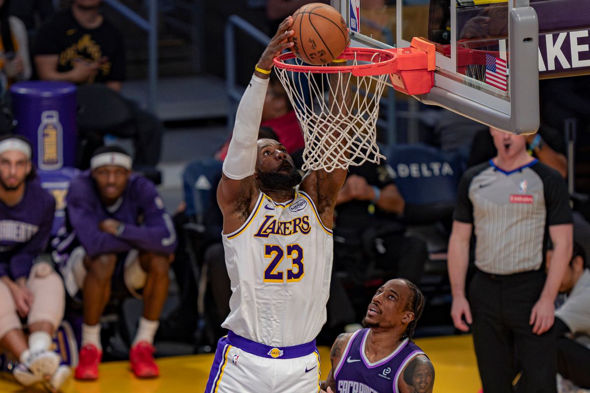 Los Angeles Lakers forward LeBron James (23) dunking the basketball during an NBA basketball game against the Sacramento Kings on March 1st, 2026 in Los Angeles, CA. Los Angeles Lakers forward LeBron James (23) dunking the basketball during an NBA basketball game against the Sacramento Kings on March 1st, 2026 in Los Angeles, CA.