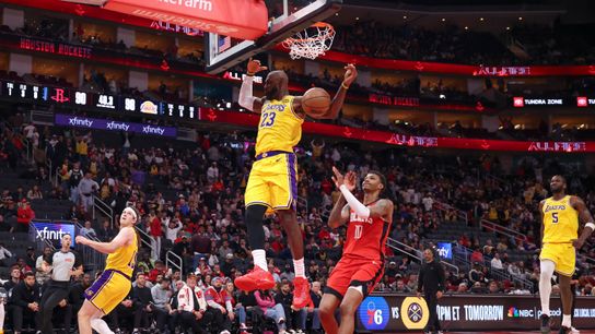 Lakers finish strong in gritty road win over Rockets, extend streak to six games taken at Toyota Center (Los Angeles Lakers). Photo by Troy Taormina-Imagn Images