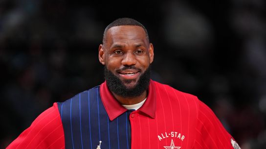 LeBron James Left Off All-Star Starting Lineup taken in Los Angeles (Los Angeles Lakers)