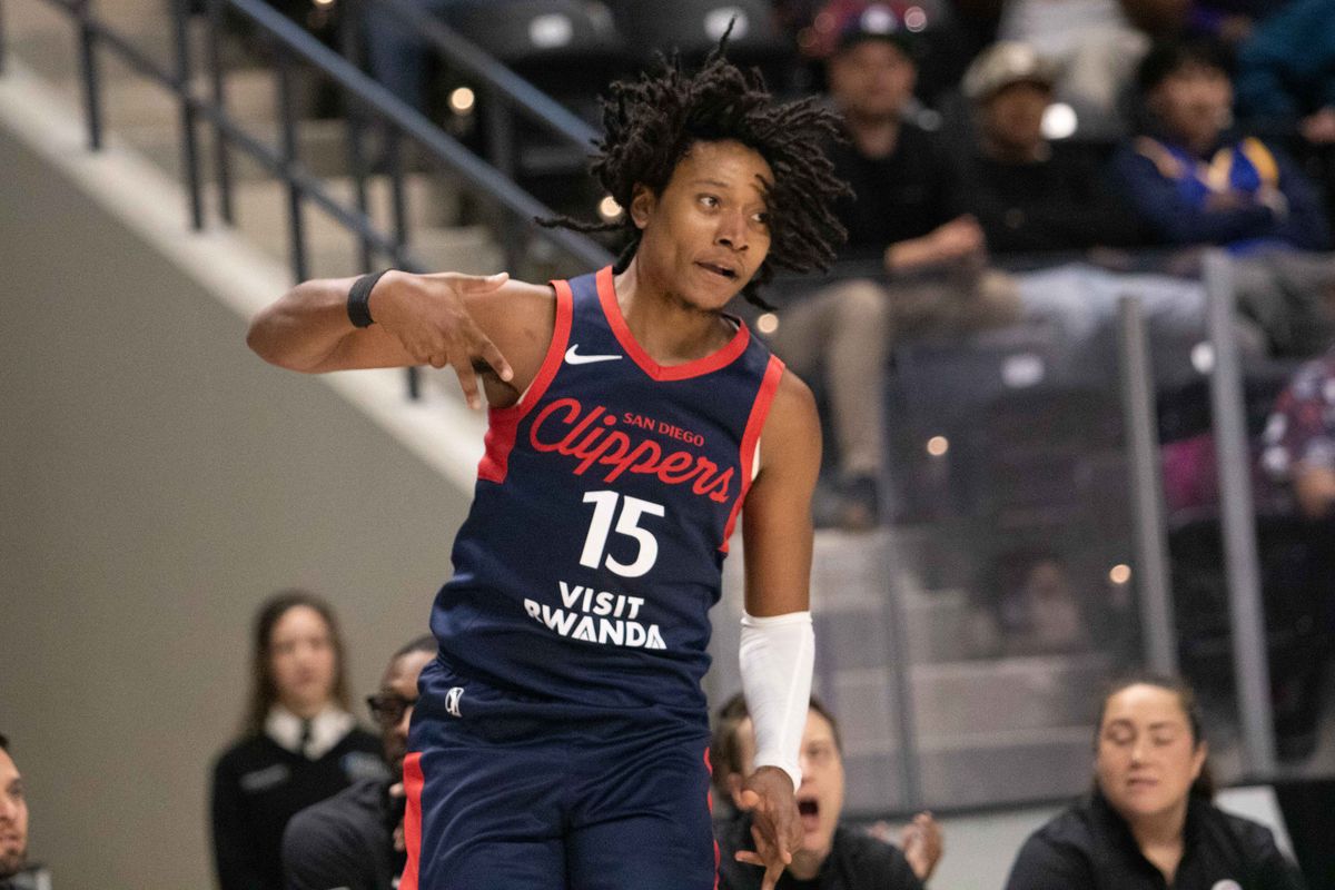 SD Clippers guard TyTY Washington (15) celebrates after a shot during a G-League basketball game between the Santa Cruz Warriors and the San Diego Clippers Sunday, Dec. 14, 2025 at Frontwave Arena in Oceanside, CA. SD Clippers guard TyTY Washington (15) celebrates after a shot during a G-League basketball game between the Santa Cruz Warriors and the San Diego Clippers Sunday, Dec. 14, 2025 at Frontwave Arena in Oceanside, CA.