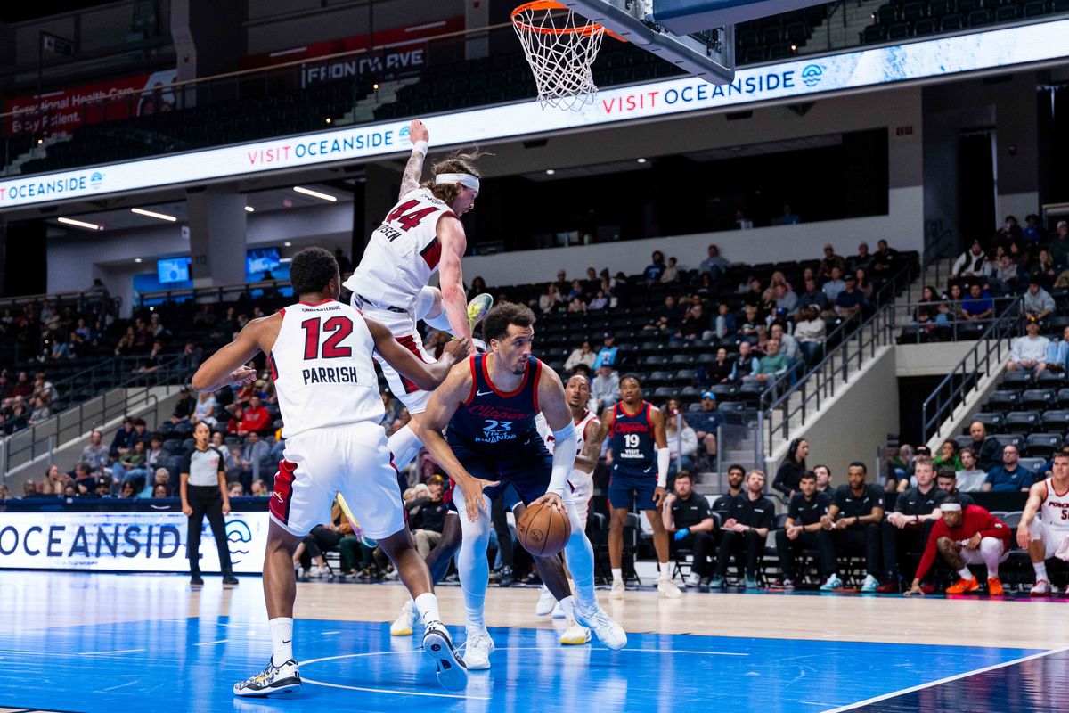 San Diego Clippers forward Patrick Baldwin (23) looks for an angle to score during a G League Basketball game between Sioux Falls and San Diego, Saturday December 27, 2025 at Frontwave Arena in Oceanside, Calif. San Diego Clippers forward Patrick Baldwin (23) looks for an angle to score during a G League Basketball game between Sioux Falls and San Diego, Saturday December 27, 2025 at Frontwave Arena in Oceanside, Calif.