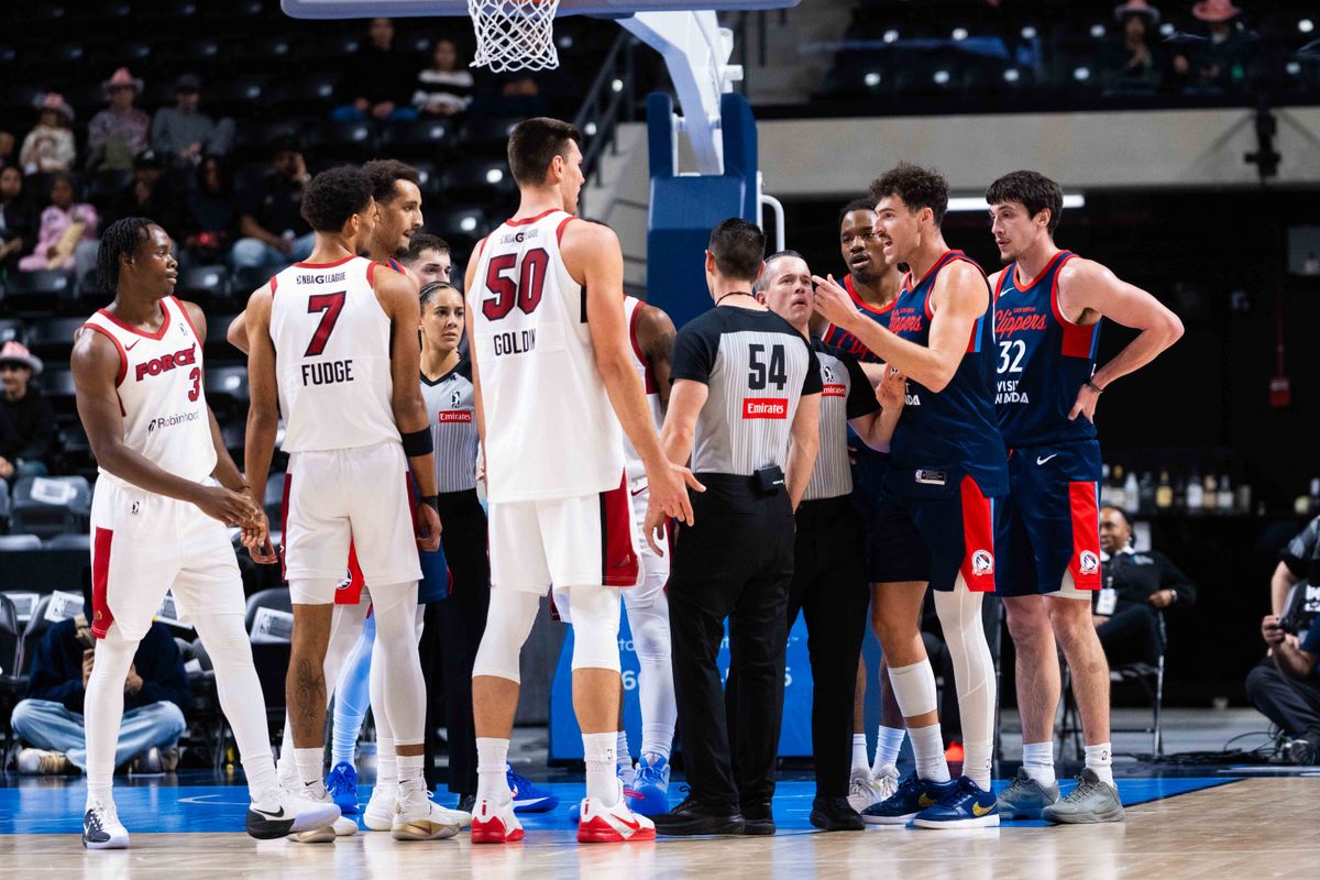 Players react to Sioux Falls center Vladislav Goldin (50) shoving San Diego Clippers forward Taylor Funk (00) after a play during a NBA G League Basketball game between Sioux Falls and San Diego, Sunday December 28, 2025 at Frontwave Arena in Oceanside, Calif. Players react to Sioux Falls center Vladislav Goldin (50) shoving San Diego Clippers forward Taylor Funk (00) after a play during a NBA G League Basketball game between Sioux Falls and San Diego, Sunday December 28, 2025 at Frontwave Arena in Oceanside, Calif.