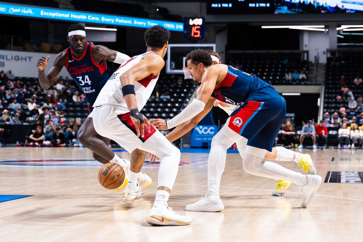 San Diego Clippers forward Patrick Baldwin (23) passes to center Derek Ogbeide (34) during a NBA G League Basketball game between Sioux Falls and San Diego, Sunday December 28, 2025 at Frontwave Arena in Oceanside, Calif. San Diego Clippers forward Patrick Baldwin (23) passes to center Derek Ogbeide (34) during a NBA G League Basketball game between Sioux Falls and San Diego, Sunday December 28, 2025 at Frontwave Arena in Oceanside, Calif.