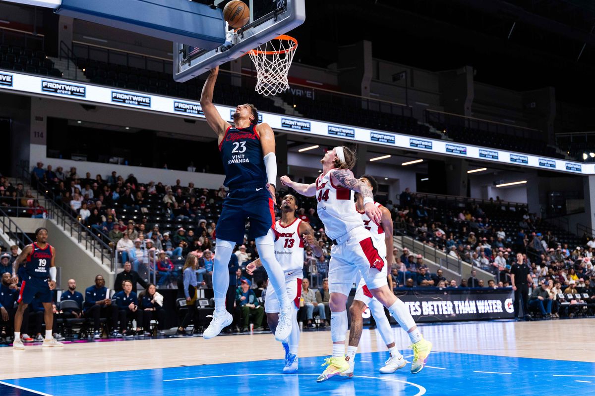 San Diego Clippers forward Patrick Baldwin (23) attempts a layup during a NBA G League Basketball game between Sioux Falls and San Diego, Sunday December 28, 2025 at Frontwave Arena in Oceanside, Calif. San Diego Clippers forward Patrick Baldwin (23) attempts a layup during a NBA G League Basketball game between Sioux Falls and San Diego, Sunday December 28, 2025 at Frontwave Arena in Oceanside, Calif.