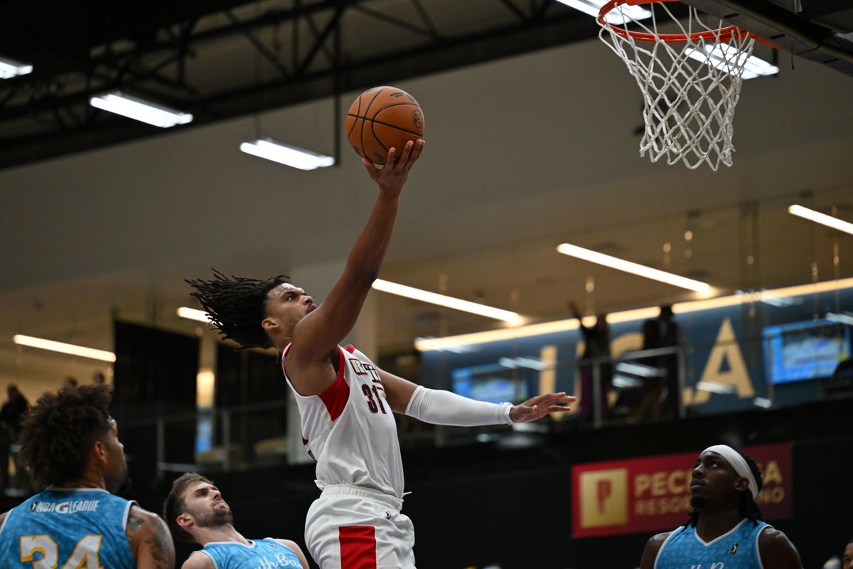 Rip City Remix forward, Dillon Jones, #31 scores during an NBA G League basketball game against the South Bay Lakers, Saturday December 13, 2025 at UCLA Health Training Center in El Segundo, Calif. Rip City Remix forward, Dillon Jones, #31 scores during an NBA G League basketball game against the South Bay Lakers, Saturday December 13, 2025 at UCLA Health Training Center in El Segundo, Calif.