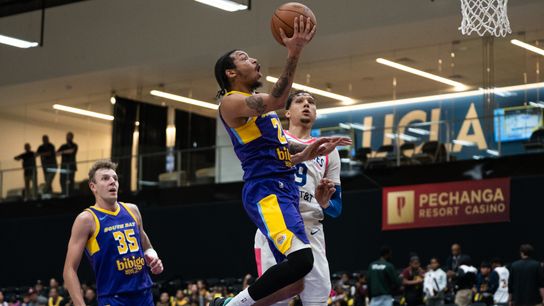 Capitanes pull away late to hand South Bay Lakers 123-113 loss taken at UCLA Health Training Center (South Bay Lakers)
