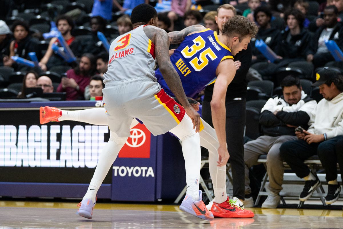 South Bay Lakers Center Kylor Kelley (35) gets hit in the back chasing down a loose ball during a G-League basketball game against College Park Skyhawks Tuesday, January 27, 2026 at UCLA Health Training Center in El Segundo, Calif. South Bay Lakers Center Kylor Kelley (35) gets hit in the back chasing down a loose ball during a G-League basketball game against College Park Skyhawks Tuesday, January 27, 2026 at UCLA Health Training Center in El Segundo, Calif.