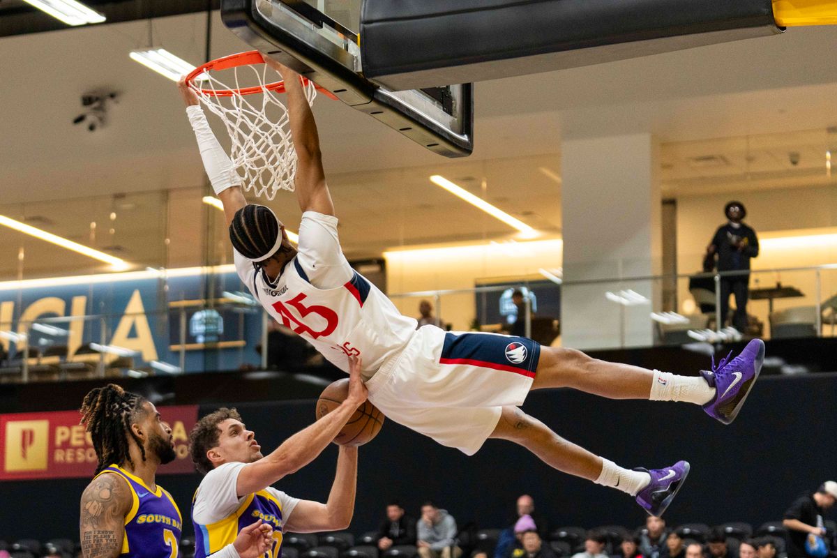 San Diego Clippers guard Hunter Sallis (45) finishes the dunk during an NBA G-League basketball game against the South Bay Lakers, Wednesday February 11th, 2026 in Los Angeles, California. San Diego Clippers guard Hunter Sallis (45) finishes the dunk during an NBA G-League basketball game against the South Bay Lakers, Wednesday February 11th, 2026 in Los Angeles, California.