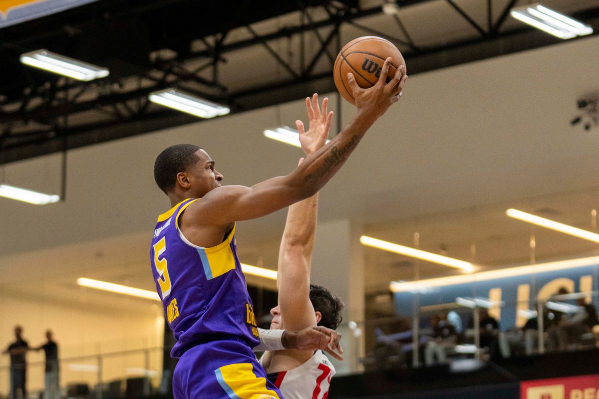 South Bay Lakers forward Tevian Jones (5) finishes the tough layup during an NBA G-League basketball game against the San Diego Clippers, Wednesday February 11th, 2026 in Los Angeles, California. South Bay Lakers forward Tevian Jones (5) finishes the tough layup during an NBA G-League basketball game against the San Diego Clippers, Wednesday February 11th, 2026 in Los Angeles, California.
