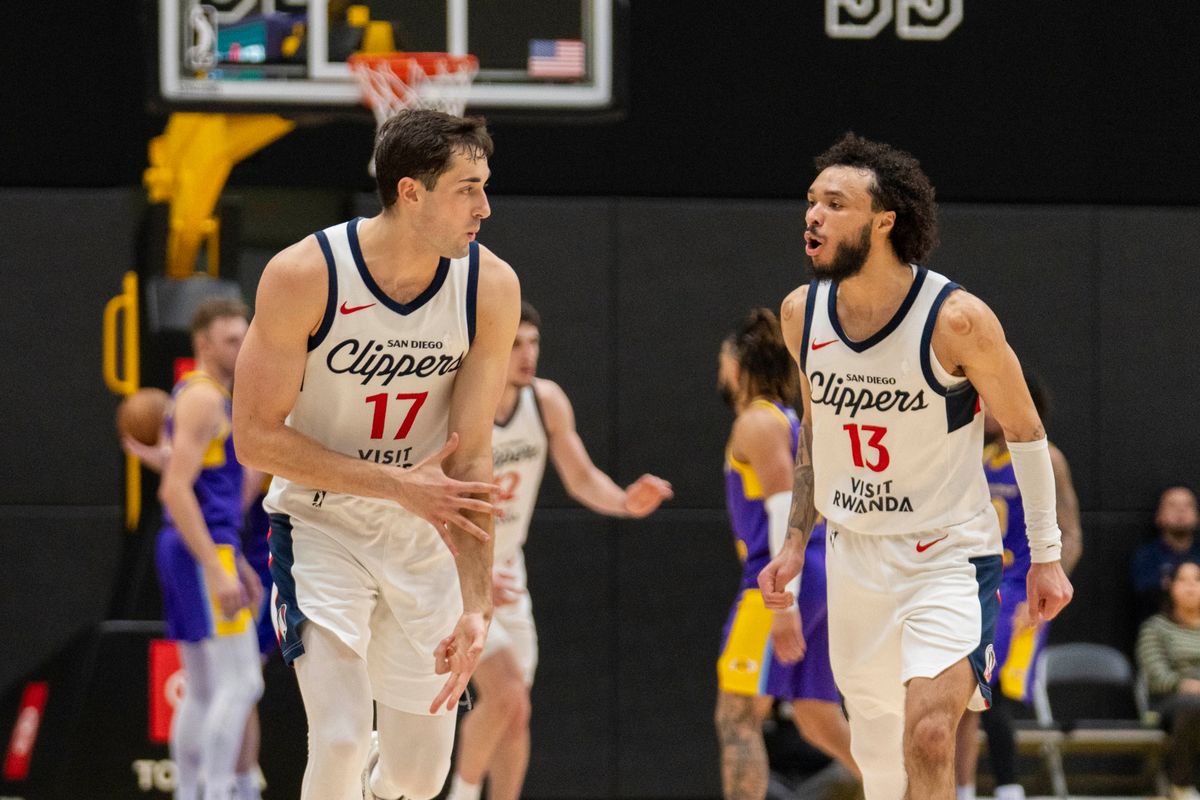 San Diego Clippers forward John Poulakidas (17) celebrates his three pointer during an NBA G-League basketball game against the South Bay Lakers, Wednesday February 11th, 2026 in Los Angeles, California. San Diego Clippers forward John Poulakidas (17) celebrates his three pointer during an NBA G-League basketball game against the South Bay Lakers, Wednesday February 11th, 2026 in Los Angeles, California.