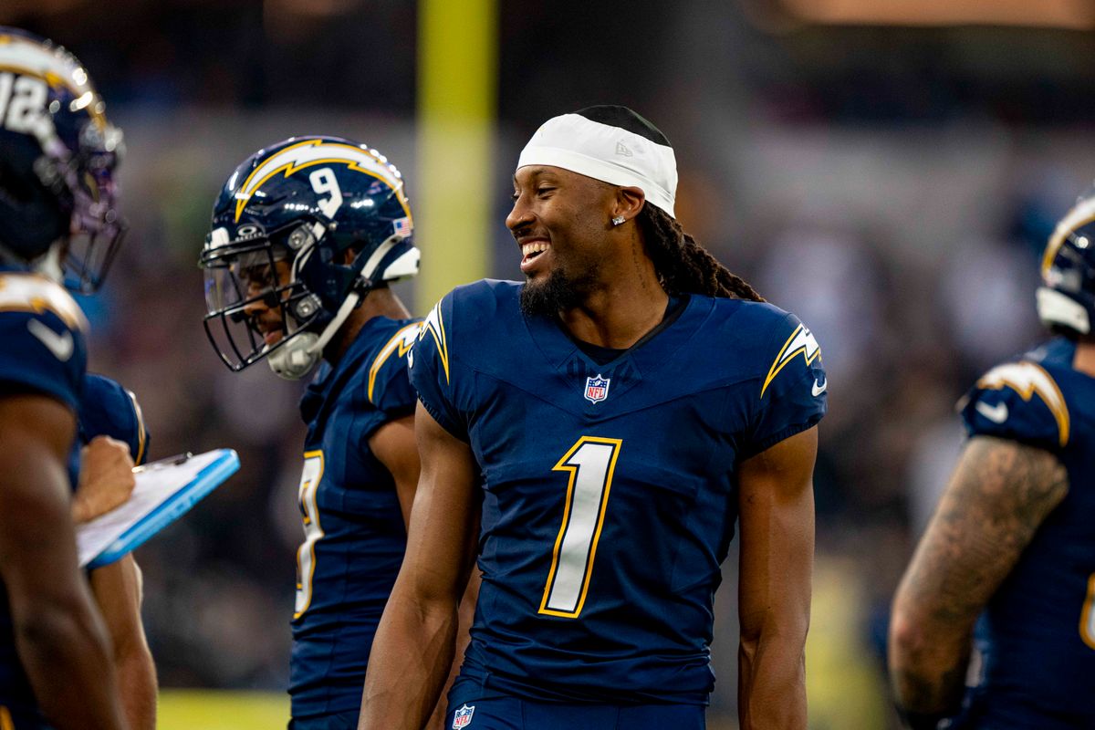 Los Angeles Chargers wide receiver, Quentin Johnston (1) smiles during an NFL football game against the Las Vegas Raiders on November 30, 2025 in Los Angeles, CA. Los Angeles Chargers wide receiver, Quentin Johnston (1) smiles during an NFL football game against the Las Vegas Raiders on November 30, 2025 in Los Angeles, CA.