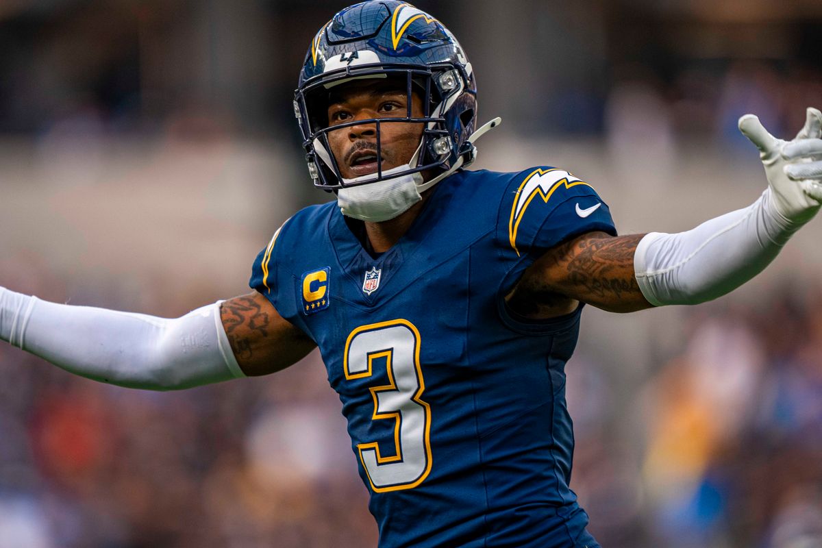Los Angeles Chargers defensive back, Derwin James Jr (3) celebrates a sack during an NFL football game against the Las Vegas Raiders on November 30, 2025 in Los Angeles, CA. Los Angeles Chargers defensive back, Derwin James Jr (3) celebrates a sack during an NFL football game against the Las Vegas Raiders on November 30, 2025 in Los Angeles, CA.