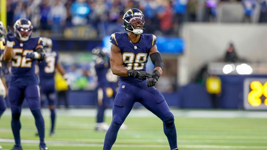 Los Angeles Chargers linebacker Odafe Oweh (98) celebrates after a sack during a NFL game against the Houston Texans on December 027, 2025 at Sofi Stadium in Inglewood, CA. Los Angeles Chargers linebacker Odafe Oweh (98) celebrates after a sack during a NFL game against the Houston Texans on December 027, 2025 at Sofi Stadium in Inglewood, CA.