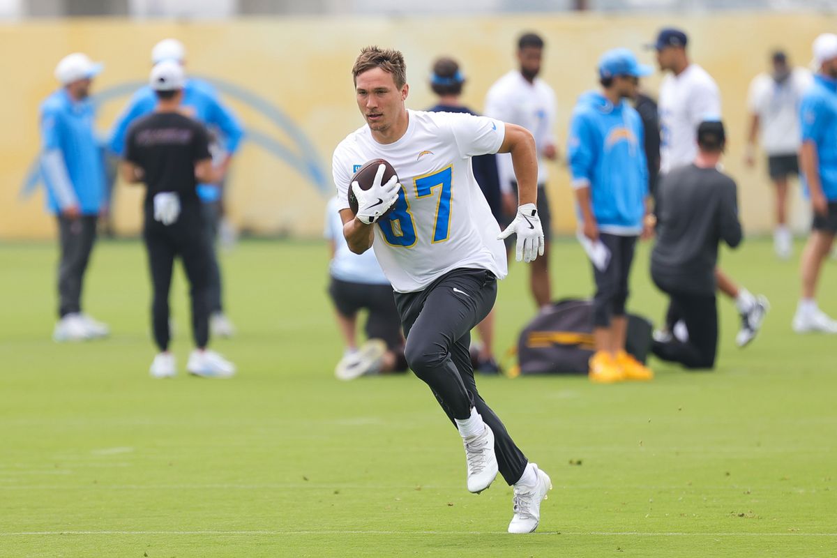 Los Angeles Chargers wide receiver Luke Grimm (87) participating in drills during Chargers organized team activities on May 11th, 2026 in El Segundo, CA. Los Angeles Chargers wide receiver Luke Grimm (87) participating in drills during Chargers organized team activities on May 11th, 2026 in El Segundo, CA.