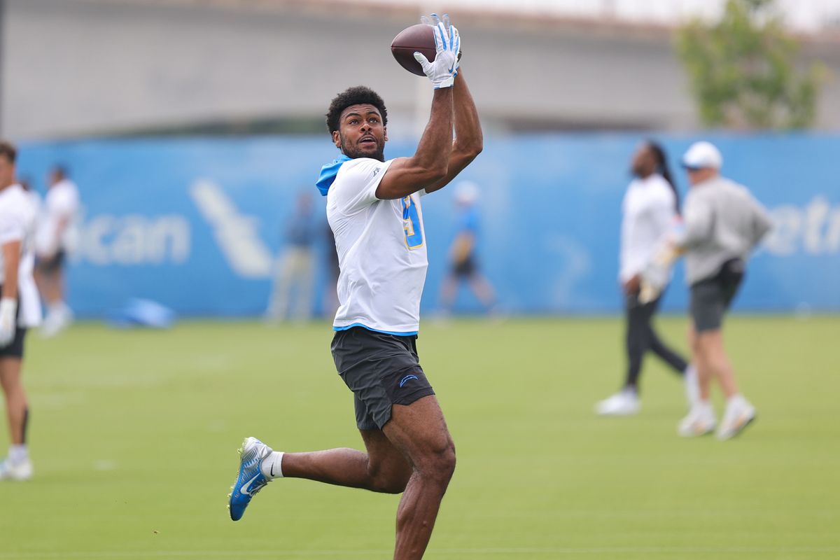 Los Angeles Chargers wide receiver Tre Harris (9) catches a pass during Chargers organized team activities on May 8th, 2026 in El Segundo, CA. Los Angeles Chargers wide receiver Tre Harris (9) catches a pass during Chargers organized team activities on May 8th, 2026 in El Segundo, CA.