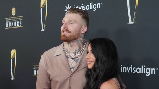 Raiders' Maxx Crosby honors his 'Queen & Princess' in Valentine's Day message taken in Las Vegas (Las Vegas Raiders). Photo by Kirby Lee-Imagn Images