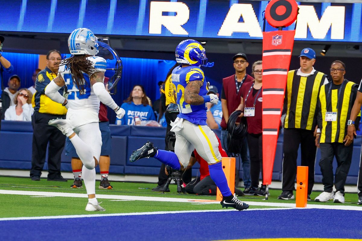Los Angeles Rams running back Blake Corum (22) runs the ball for a touchdown during a NFL game against the Detroit Lions on December 15, 2025 at Sofi Stadium in Inglewood, CA. Los Angeles Rams running back Blake Corum (22) runs the ball for a touchdown during a NFL game against the Detroit Lions on December 15, 2025 at Sofi Stadium in Inglewood, CA.