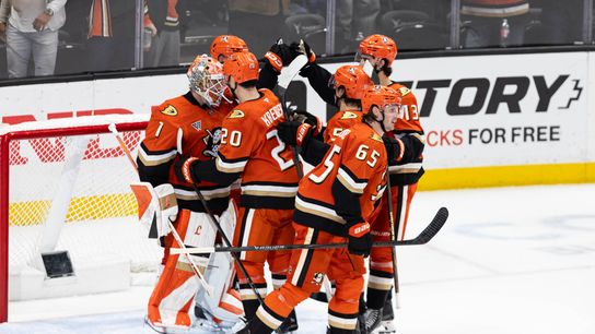 Ducks turn back Boston comeback with crucial Dostál stops, Moore game-winner taken at Honda Center (Anaheim Ducks)