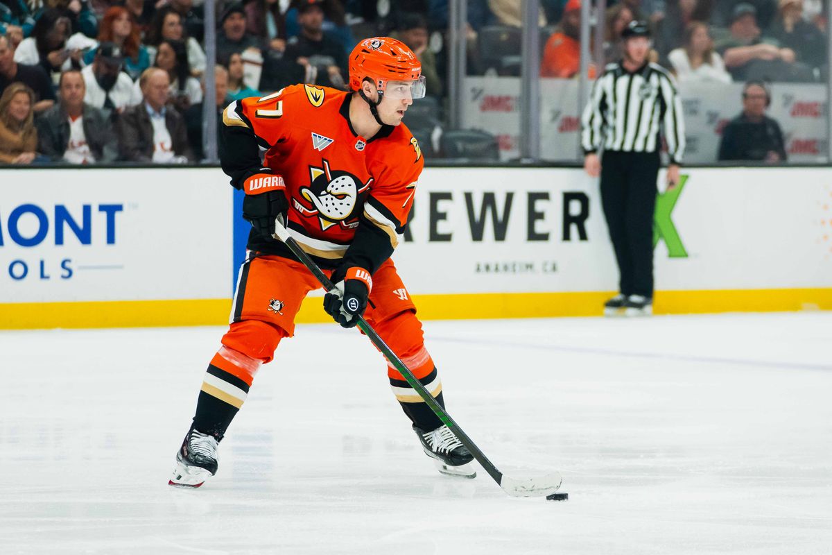Anaheim Ducks right wing Frank Vatrono (77) looks for the open teammate during an NHL hockey game against the San Jose Sharks, Thursday, April 9th, 2026 in Anaheim, California Anaheim Ducks right wing Frank Vatrono (77) looks for the open teammate during an NHL hockey game against the San Jose Sharks, Thursday, April 9th, 2026 in Anaheim, California