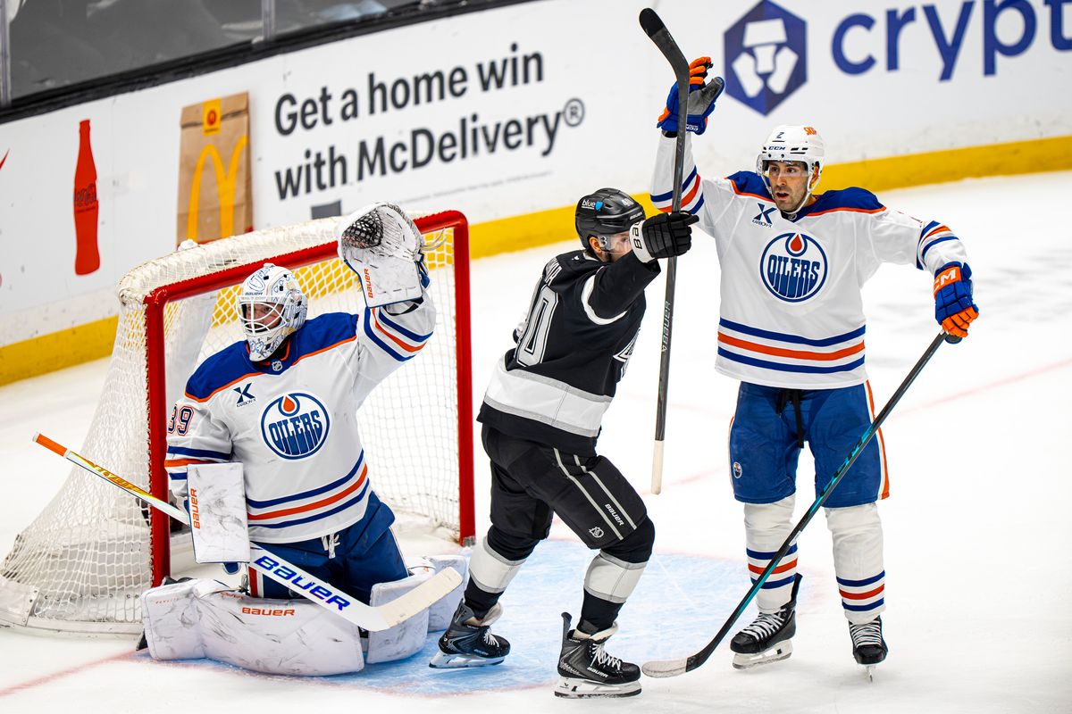 Los Angeles Kings right wing Joel Armia (40) celebrating Warren Foegele's goal during an NHL hockey game against the Edmonton Oilers on February 26th, 2026 in Los Angeles, CA. Los Angeles Kings right wing Joel Armia (40) celebrating Warren Foegele's goal during an NHL hockey game against the Edmonton Oilers on February 26th, 2026 in Los Angeles, CA.