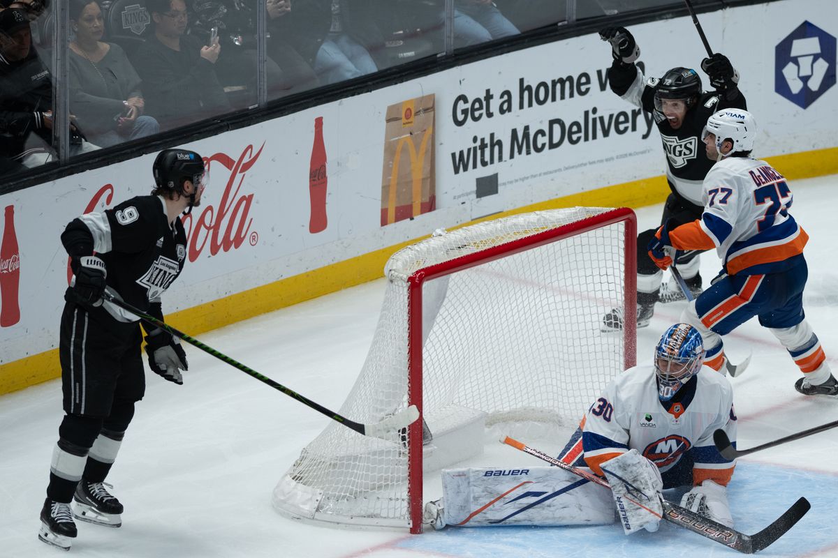 LA Kings right wing Adrian Kempe (9) scores during an NHL game between the New York Islanders and the Los Angeles Kings on Thursday, March 5, 2026 at Crypto.com Arena in Los Angeles Calif LA Kings right wing Adrian Kempe (9) scores during an NHL game between the New York Islanders and the Los Angeles Kings on Thursday, March 5, 2026 at Crypto.com Arena in Los Angeles Calif