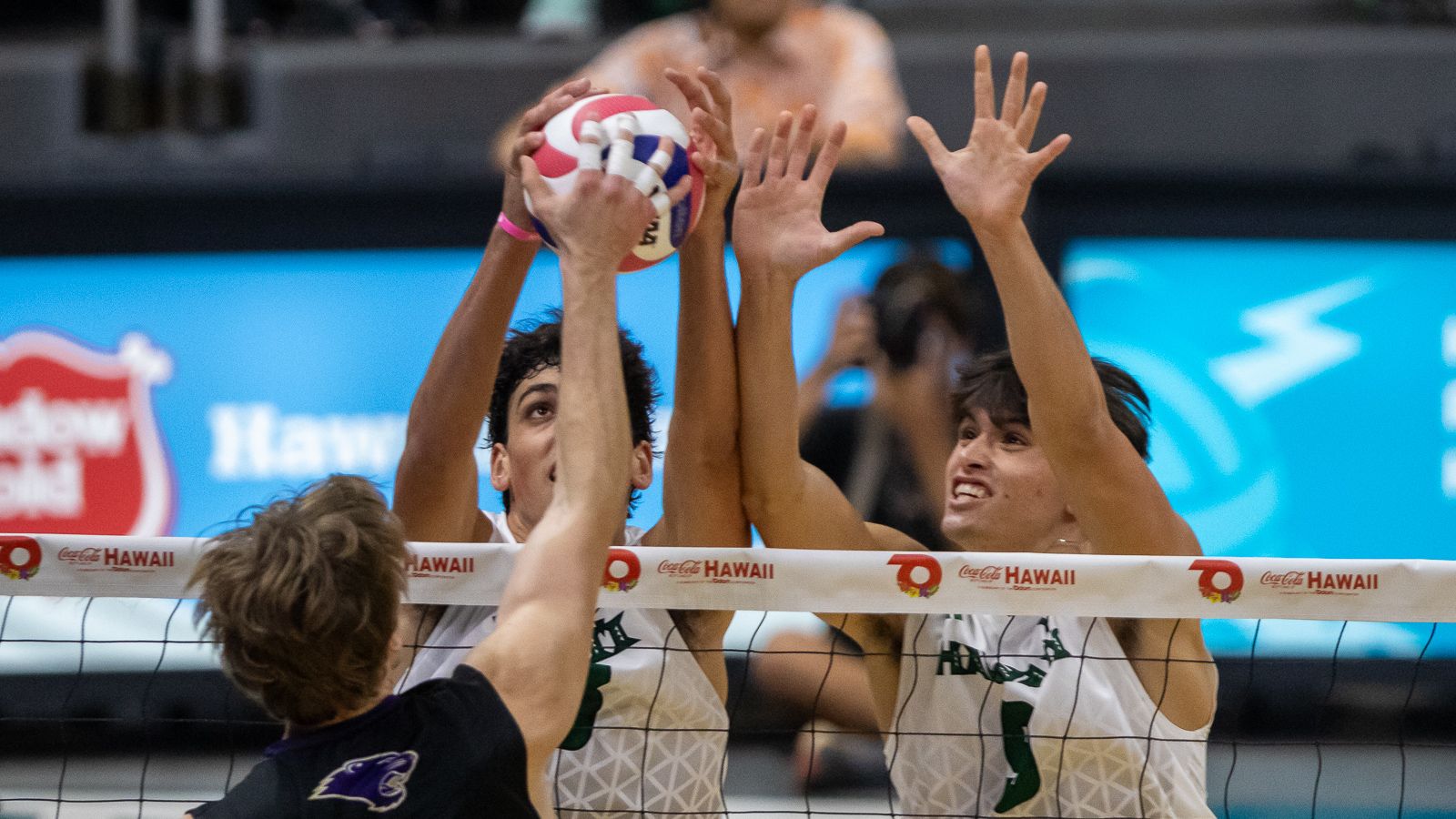 Talented new faces make strong impression in Hawai’i seasonopening win