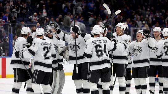 Devils smother Kings en route to 3-1 win in Newark taken at Prudential Center (Los Angeles Kings)