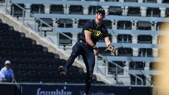 Potential first round pick Oregon Ducks SS Maddox Molony (9) makes a leaping throw for an out against the Vanderbilt Commodores at the 2026 Live Like Lou Las Vegas College Baseball Classic on Sunday, March 1, 2026 at Las Vegas Ballpark in Las Vegas, Nevada. Potential first round pick Oregon Ducks SS Maddox Molony (9) makes a leaping throw for an out against the Vanderbilt Commodores at the 2026 Live Like Lou Las Vegas College Baseball Classic on Sunday, March 1, 2026 at Las Vegas Ballpark in Las Vegas, Nevada.