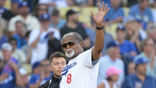 Reggie Smith to be inducted into the Legends of Dodgers baseball  taken in Los Angeles (Los Angeles Dodgers)