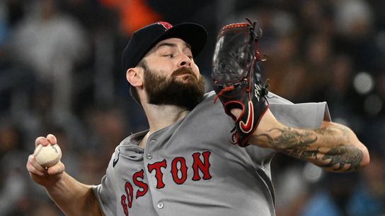 Padres sign free agent starter Lucas Giolito to one-year contract taken in San Diego (San Diego Padres)