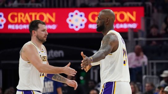 Lakers cruise past Warriors, end three-game losing streak taken at Chase Center (Los Angeles Lakers). Photo by David Gonzales-Imagn Images