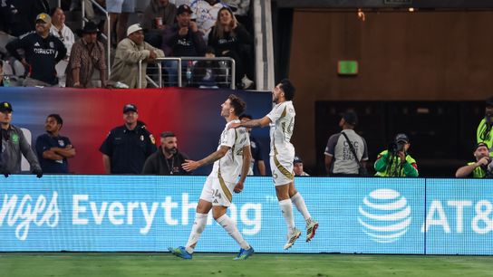 Hollingshead's stoppage-time equalizer saves a point for LAFC in San Diego taken at Snapdragon Stadium (LAFC)