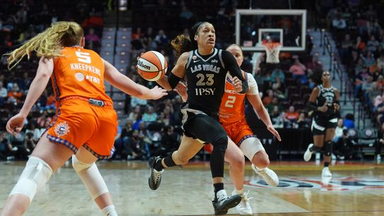Carter, bench fuel Aces’ dominant win against the Sun taken at Mohegan Sun Arena (Las Vegas Aces)