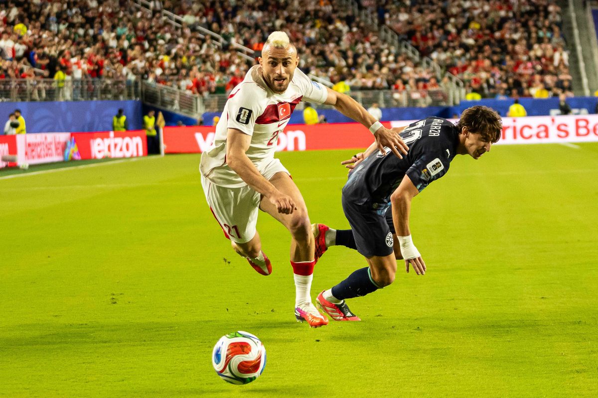 Baris Alper Yilmaz (21) of Turkiye fights for the ball during a 2026 FIFA World Cup match against Paraguay, Friday June 19th, 2026 in Santa Clara, Calif. Baris Alper Yilmaz (21) of Turkiye fights for the ball during a 2026 FIFA World Cup match against Paraguay, Friday June 19th, 2026 in Santa Clara, Calif.