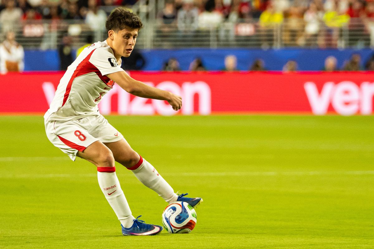 Arda Guler (8) of Turkiye kicks the ball during a 2026 FIFA World Cup match against Paraguay, Friday June 19th, 2026 in Santa Clara, Calif. Arda Guler (8) of Turkiye kicks the ball during a 2026 FIFA World Cup match against Paraguay, Friday June 19th, 2026 in Santa Clara, Calif.