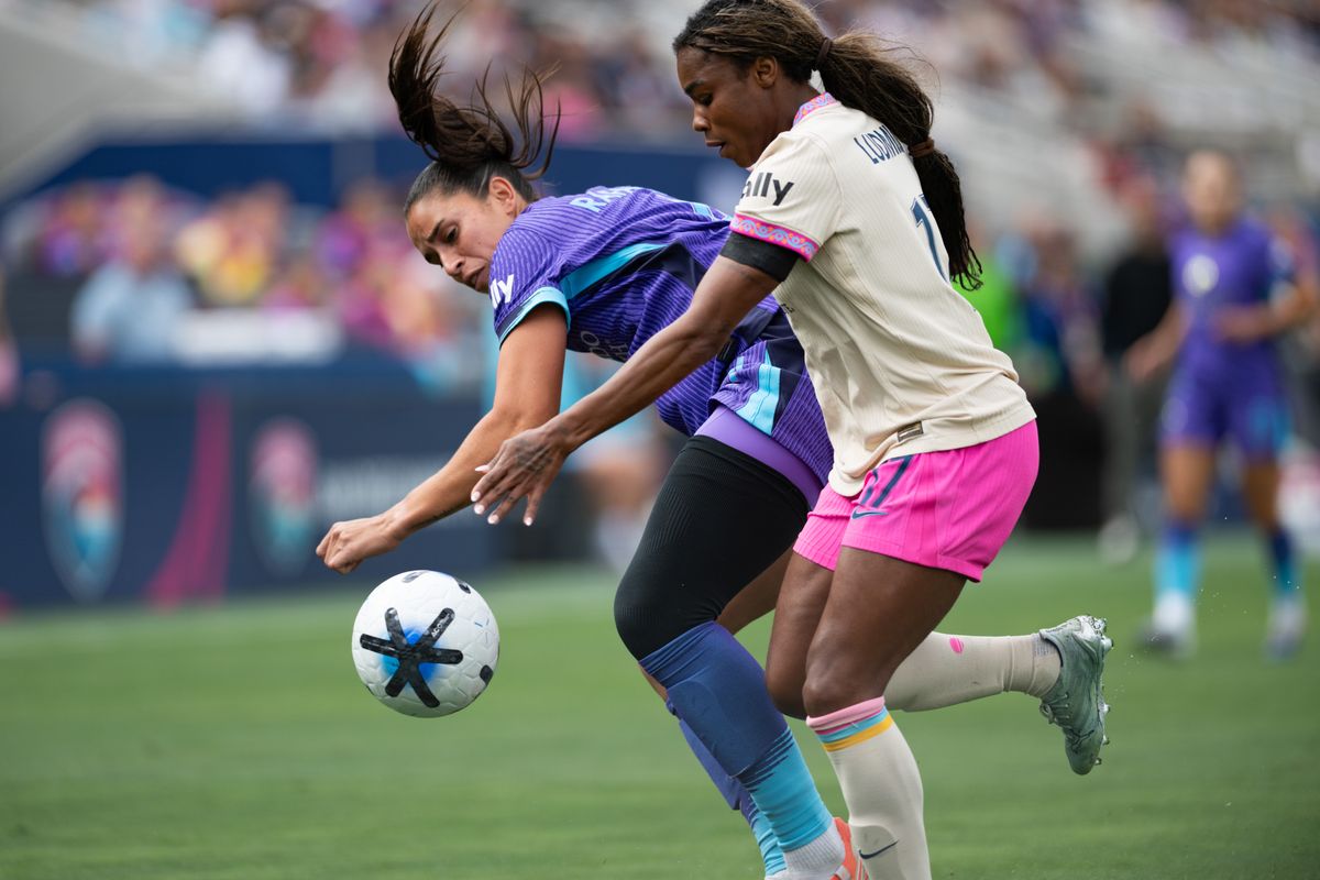 San Diego Wave forward Ludmila (17) battles for possession during an NWSL match between Orlando Pride SC and San Diego Wave FC on Sunday, May 24, 2026 at Snapdragon Stadium in San Diego Calif. San Diego Wave forward Ludmila (17) battles for possession during an NWSL match between Orlando Pride SC and San Diego Wave FC on Sunday, May 24, 2026 at Snapdragon Stadium in San Diego Calif.