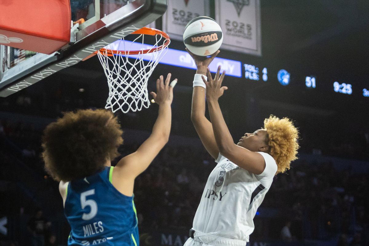 Las Vegas Aces forward NaLyssa Smith (3) goes for a lay-up during a WNBA game between the Las Vegas Aces and the Minnesota Lynx, Saturday June 13, 2026 in Las Vegas, Nev. Las Vegas Aces forward NaLyssa Smith (3) goes for a lay-up during a WNBA game between the Las Vegas Aces and the Minnesota Lynx, Saturday June 13, 2026 in Las Vegas, Nev.