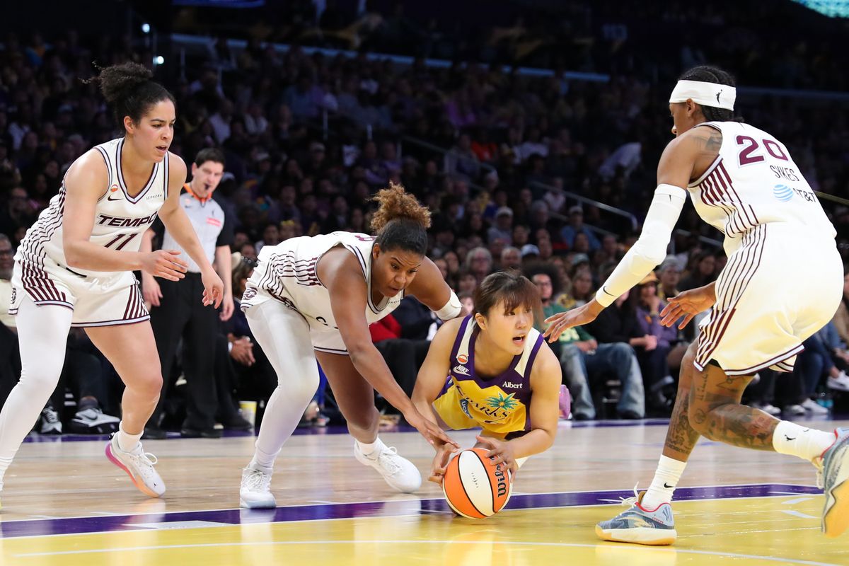 Los Angeles Sparks guard Jihyun Park (6) dives for the loose ball during a WNBA game against the Toronto Tempo on May 17, 2026 in Los Angeles, CA. Los Angeles Sparks guard Jihyun Park (6) dives for the loose ball during a WNBA game against the Toronto Tempo on May 17, 2026 in Los Angeles, CA.