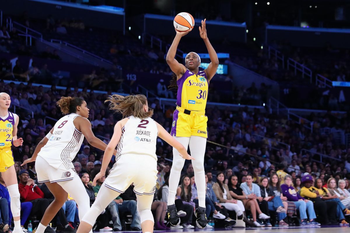 Los Angeles Sparks forward Nneka Ogwumike (30) shoots the basketball during a WNBA game against the Toronto Tempo on May 17, 2026 in Los Angeles, CA. Los Angeles Sparks forward Nneka Ogwumike (30) shoots the basketball during a WNBA game against the Toronto Tempo on May 17, 2026 in Los Angeles, CA.